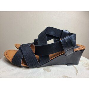 EuroSoft Womens Sandals Shoes Black Size 6.5M C057